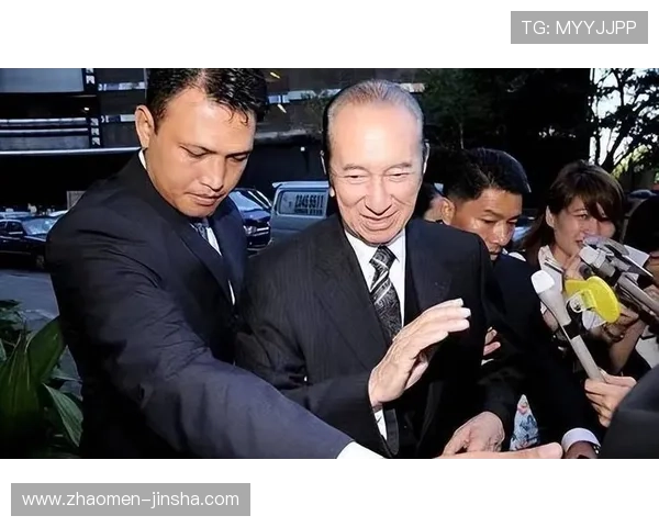 澳门哪个赌场是何鸿燊的，详细介绍何鸿燊的主要赌场资产及其历史背景